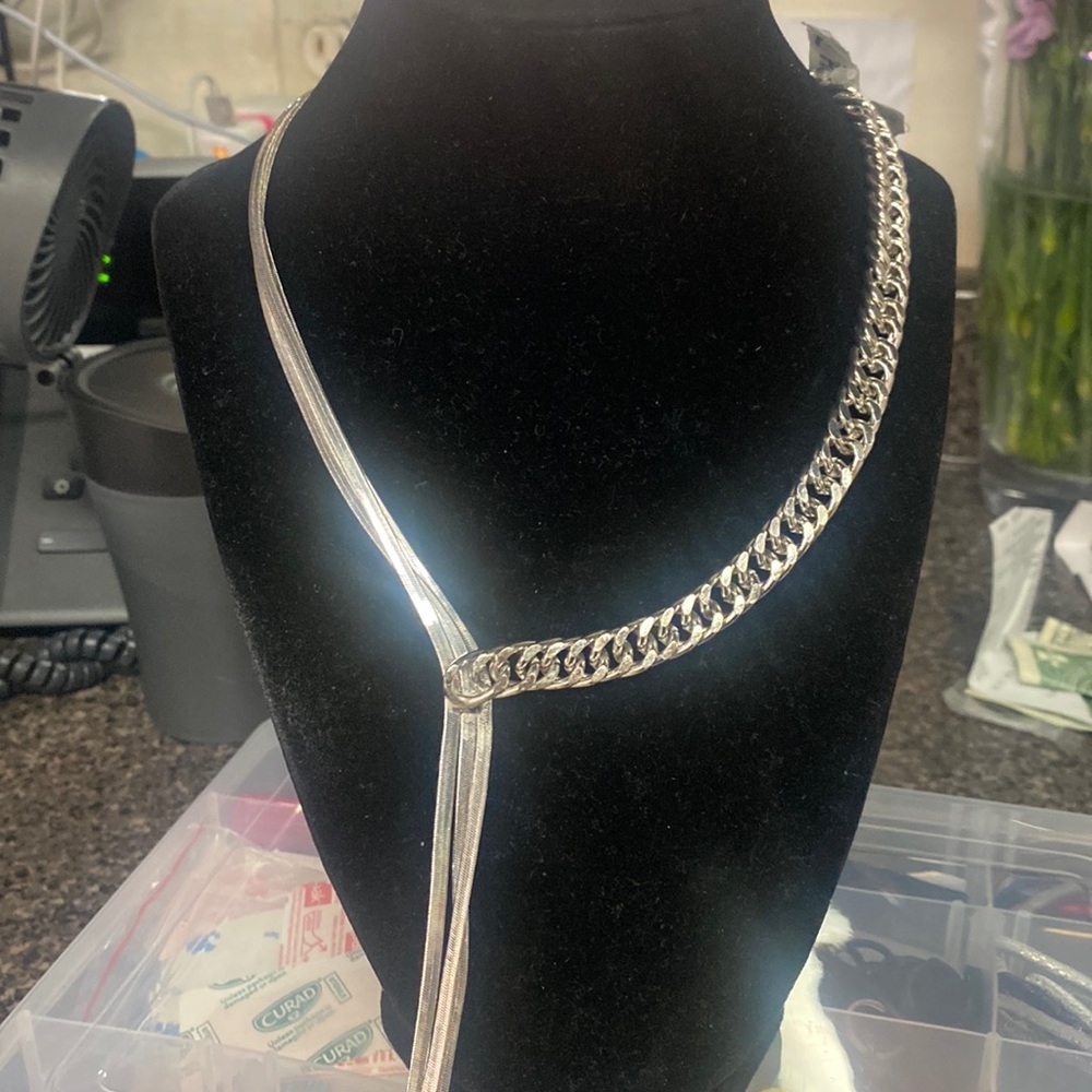 NWT!! FREE PEOPLE! Silver Edge of Romance necklace!!!!!